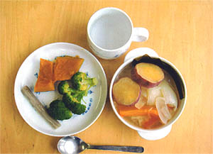 給食です